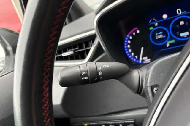 Toyota Corolla (2022) thumbnail 15