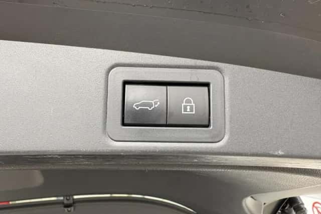 Toyota Corolla (2022) thumbnail 36