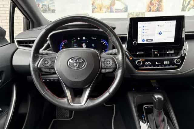 Toyota Corolla (2022) thumbnail 9
