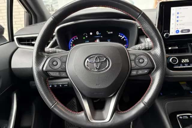 Toyota Corolla (2022) thumbnail 10