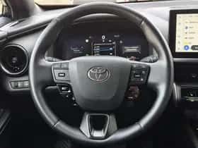 Toyota C-HR (2024) thumbnail 9
