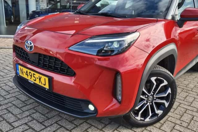 Toyota Yaris Cross (2021) thumbnail 2