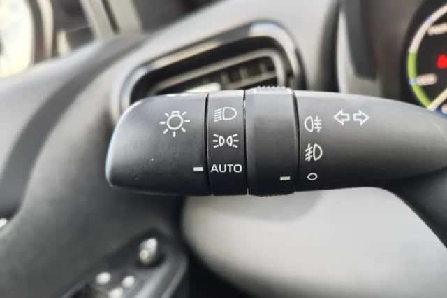 Toyota Yaris Cross (2021) thumbnail 11