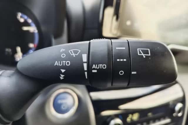 Toyota Yaris Cross (2021) thumbnail 12