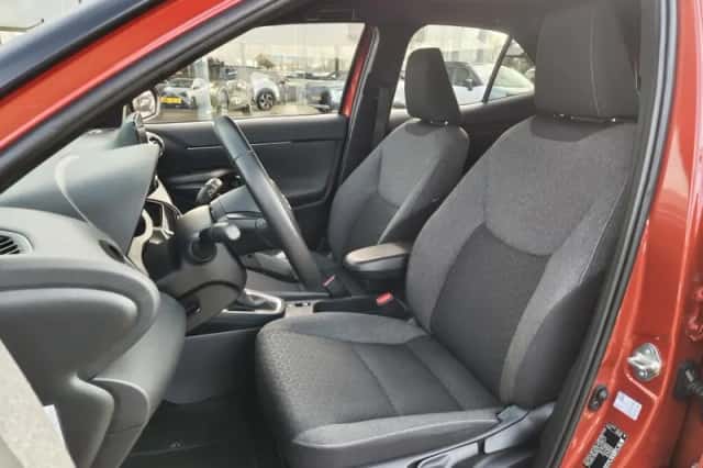 Toyota Yaris Cross (2021) thumbnail 24