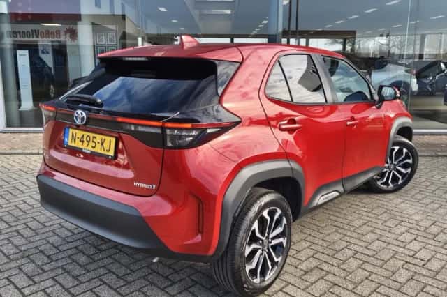 Toyota Yaris Cross (2021) thumbnail 4