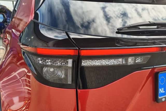 Toyota Yaris Cross (2021) thumbnail 32