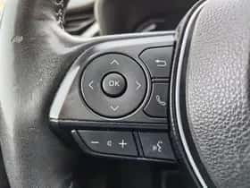 Toyota RAV4 (2021) thumbnail 11