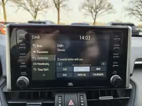 Toyota RAV4 (2021) thumbnail 13