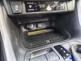 Toyota RAV4 (2021) thumbnail 19