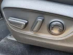 Toyota RAV4 (2021) thumbnail 29