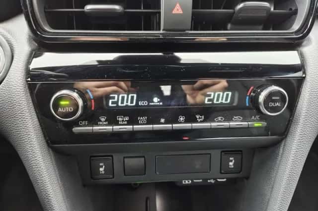 Toyota Yaris Cross (2024) thumbnail 19