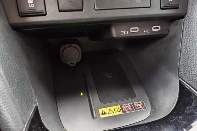 Toyota Yaris Cross (2024) thumbnail 21
