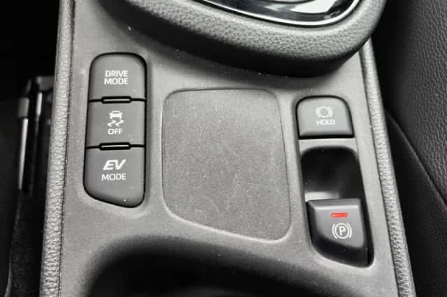 Toyota Yaris Cross (2024) thumbnail 23