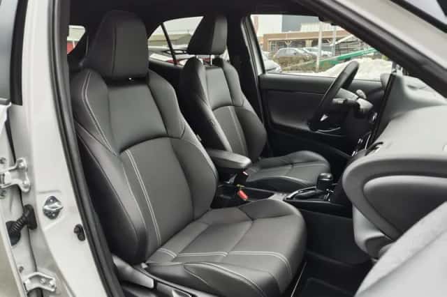 Toyota Yaris Cross (2024) thumbnail 31