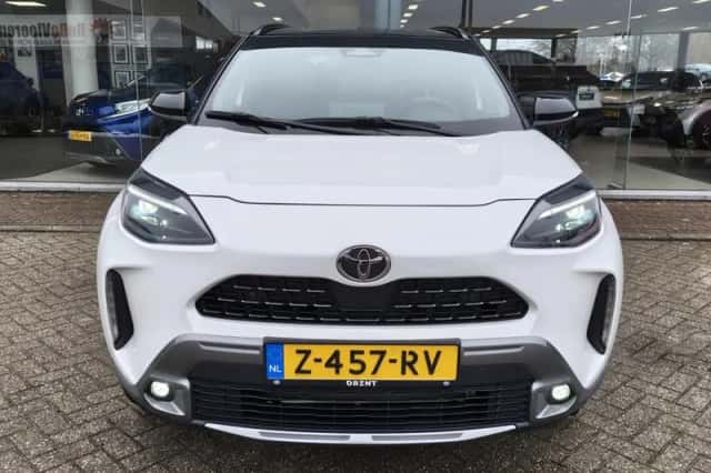 Toyota Yaris Cross (2024) thumbnail 6