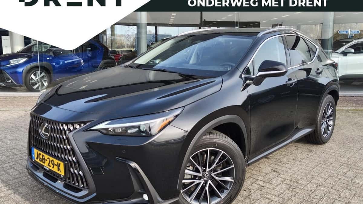 Lexus NX (2025) — foto 1