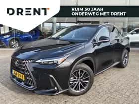 Lexus NX (2025)