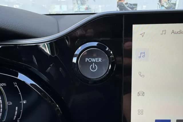 Lexus NX (2025) thumbnail 17
