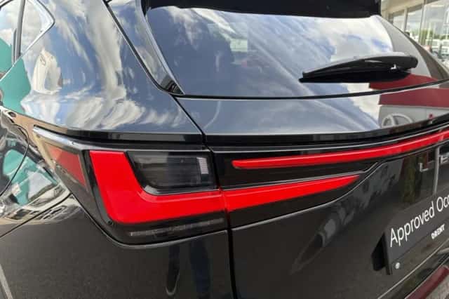 Lexus NX (2025) thumbnail 39