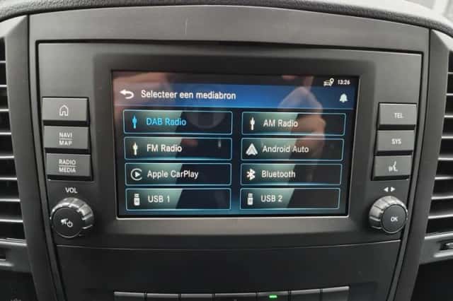 Mercedes-Benz Vito (2023) thumbnail 14