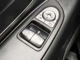 Mercedes-Benz Vito (2023) thumbnail 19