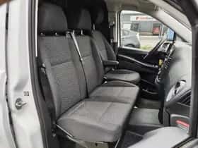 Mercedes-Benz Vito (2023) thumbnail 23