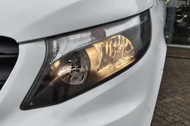 Mercedes-Benz Vito (2023) thumbnail 29