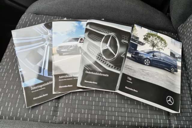 Mercedes-Benz Vito (2023) thumbnail 32