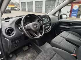Mercedes-Benz Vito (2023) thumbnail 9