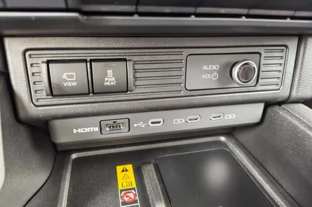 Toyota Land Cruiser (2024) thumbnail 24