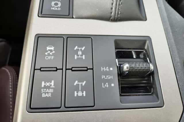 Toyota Land Cruiser (2024) thumbnail 27