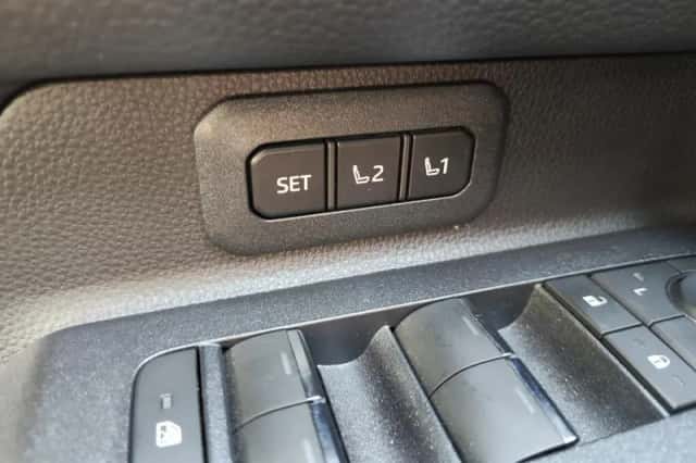 Toyota Land Cruiser (2024) thumbnail 30