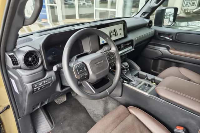 Toyota Land Cruiser (2024) thumbnail 35