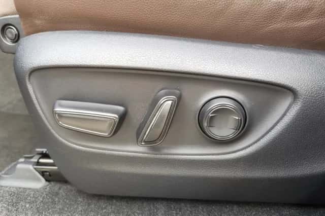 Toyota Land Cruiser (2024) thumbnail 38
