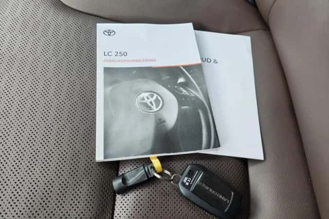 Toyota Land Cruiser (2024) thumbnail 50