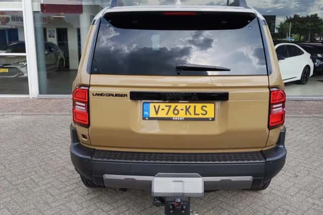 Toyota Land Cruiser (2024) thumbnail 7