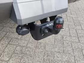 Toyota Land Cruiser (2024) thumbnail 8