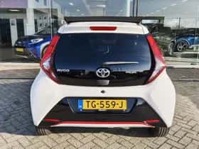 Toyota Aygo (2018) thumbnail 8