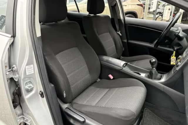 Toyota Avensis (2013) thumbnail 29
