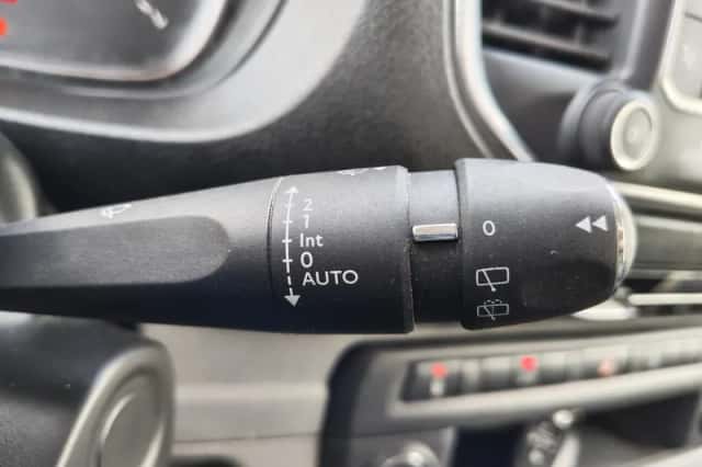 Toyota Proace (2017) thumbnail 11