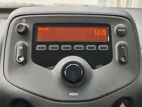 Toyota Aygo (2022) thumbnail 16