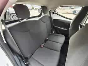 Toyota Aygo (2022) thumbnail 26
