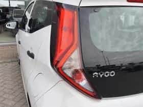 Toyota Aygo (2022) thumbnail 30