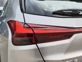 Lexus UX (2020) thumbnail 36
