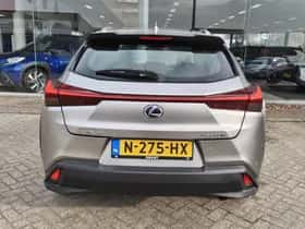 Lexus UX (2020) thumbnail 7