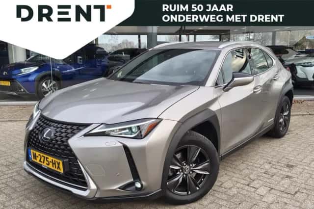 Lexus UX (2020) thumbnail 1