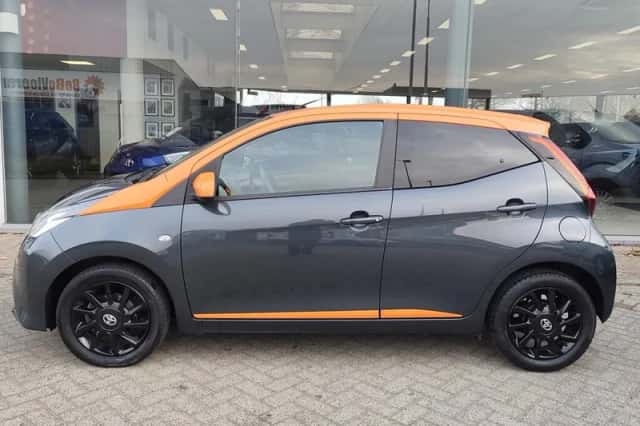 Toyota Aygo (2021) thumbnail 3