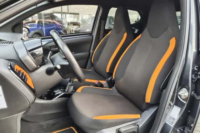 Toyota Aygo (2021) thumbnail 25
