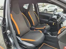 Toyota Aygo (2021) thumbnail 26